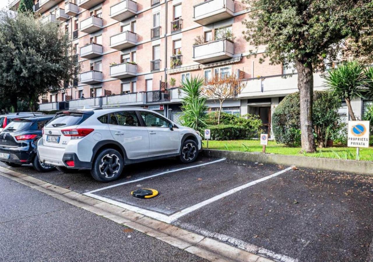 La Suite Di Tommy Con Parcheggio Privato フィレンツェ エクステリア 写真