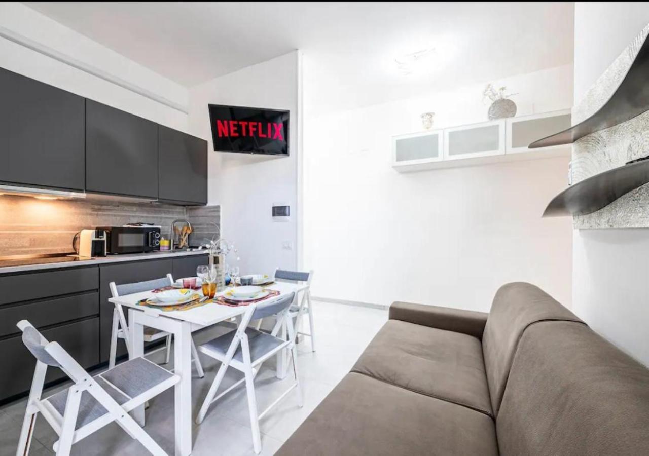 La Suite Di Tommy Con Parcheggio Privato フィレンツェ エクステリア 写真